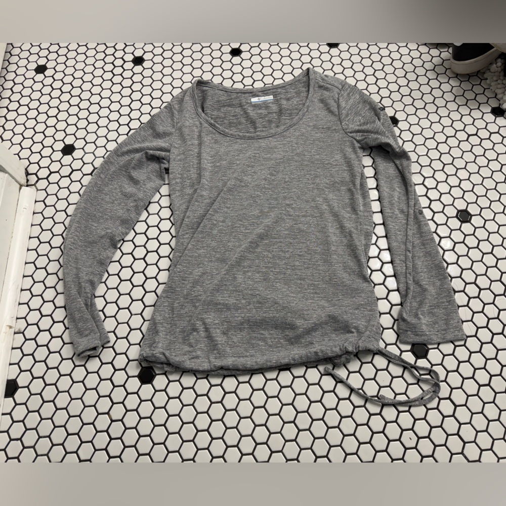 Columbia kickin it solid pullover top size XS